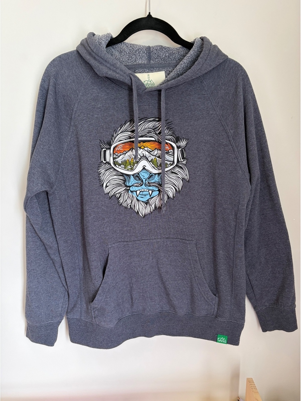 Wild Tribute Powder to the People Yeti Hoodie Mens Medium Gray Ski Snowboard